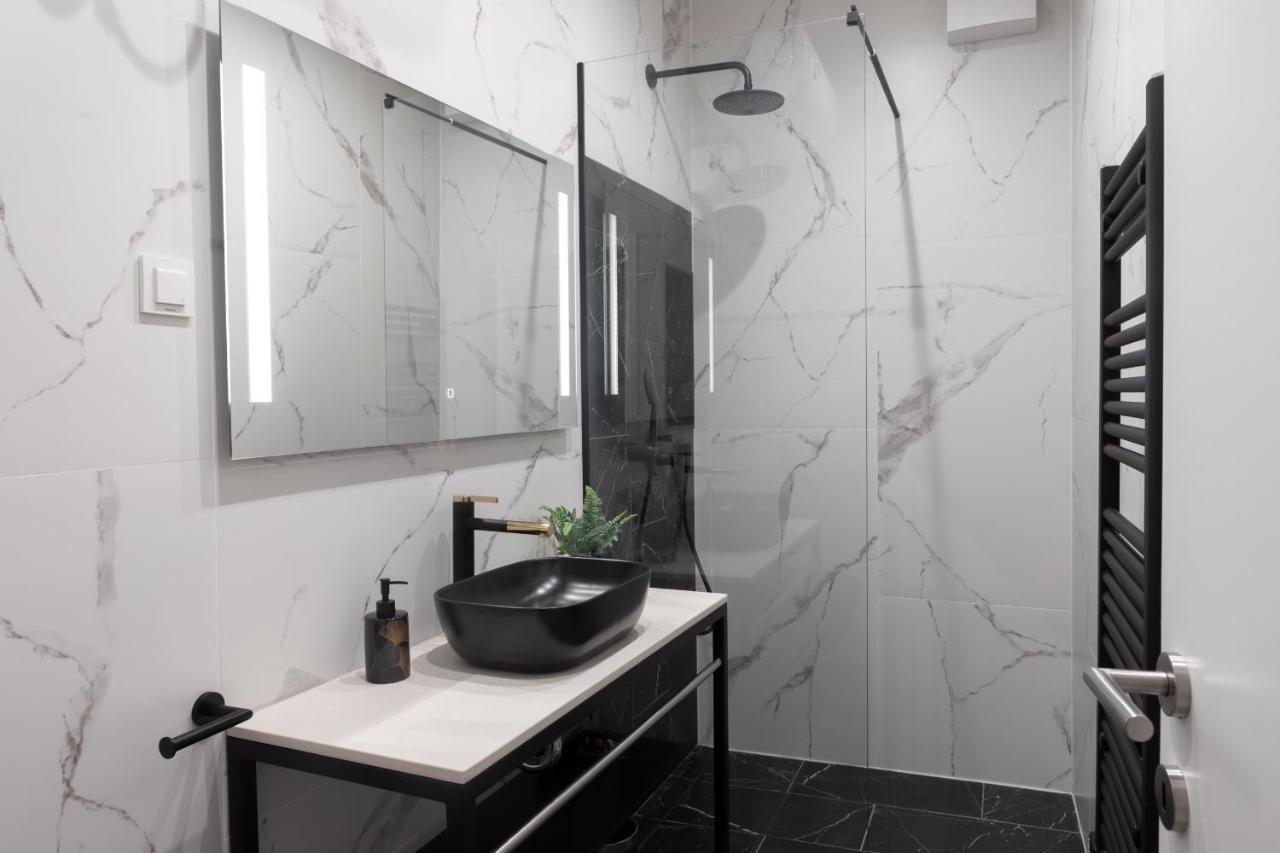 Roberto Boutique Studio Apartman Загреб Экстерьер фото